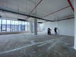 Zhongshan Mall (D12), Office #553689231